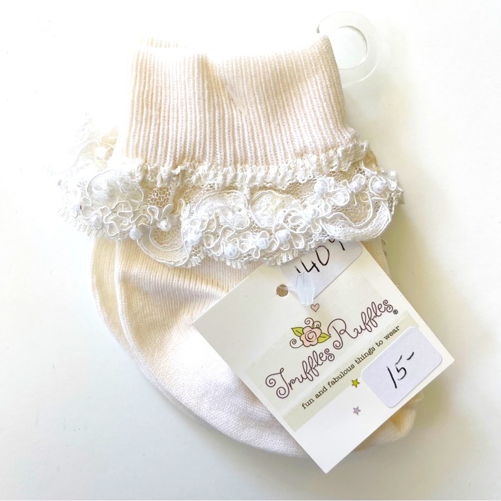 Newborn Ivory Karen Ruffle Dress Sock